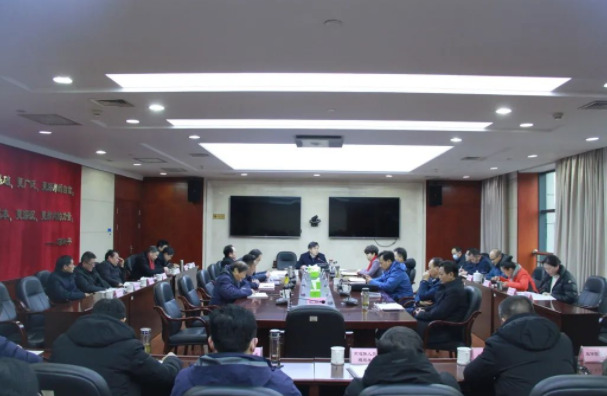 湖南省文化和旅游厅召开2022年首次厅务会并举行新年升旗仪式