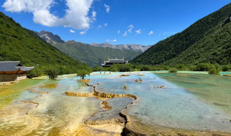 四川省黄龙国家级风景名胜区采用智慧景区票务系统