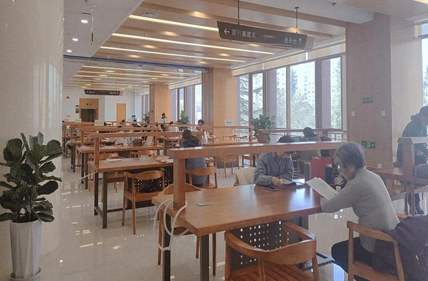 甘肃省图书馆总馆西区（新馆区）开放“读者就餐室”