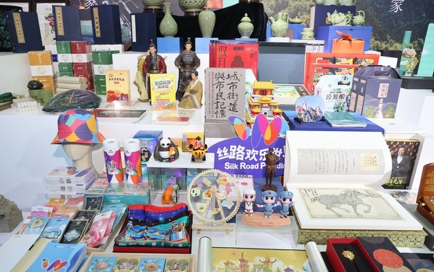 陕西非遗和文创产品在第四届中蒙博览会上精彩展现