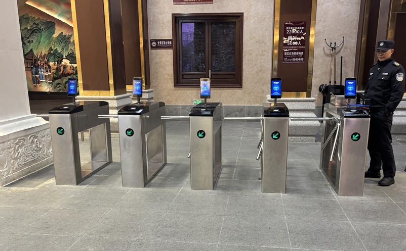 无需录入人脸，也能刷人脸入园的智慧景区票务系统 