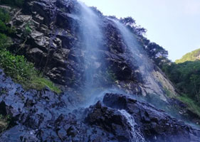 黄岩大瀑布和易景通票务系统达成合作协议